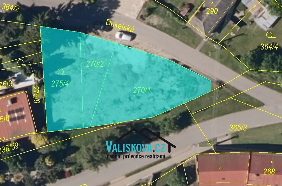 Prodej stavebního pozemku 830 m²